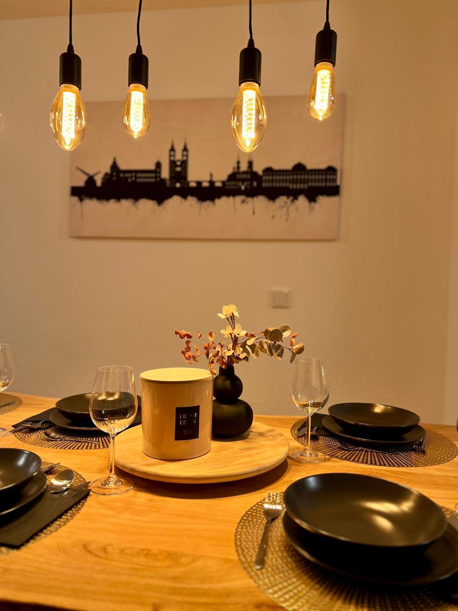 Apartamento Main Cozy Casa Am Ringpark Free Parking Wurzburgo Exterior foto